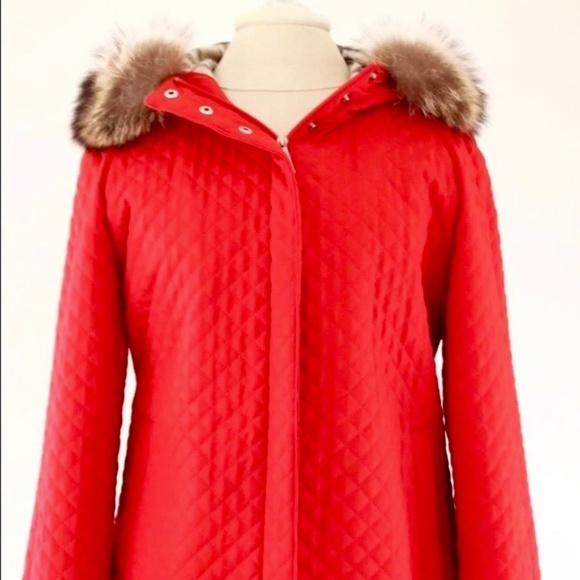 Burberry Red Quilted Coat - Picture 2 of 15